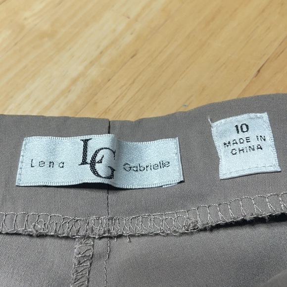 Lena Gabrielle pants B22 - Picture 6 of 9